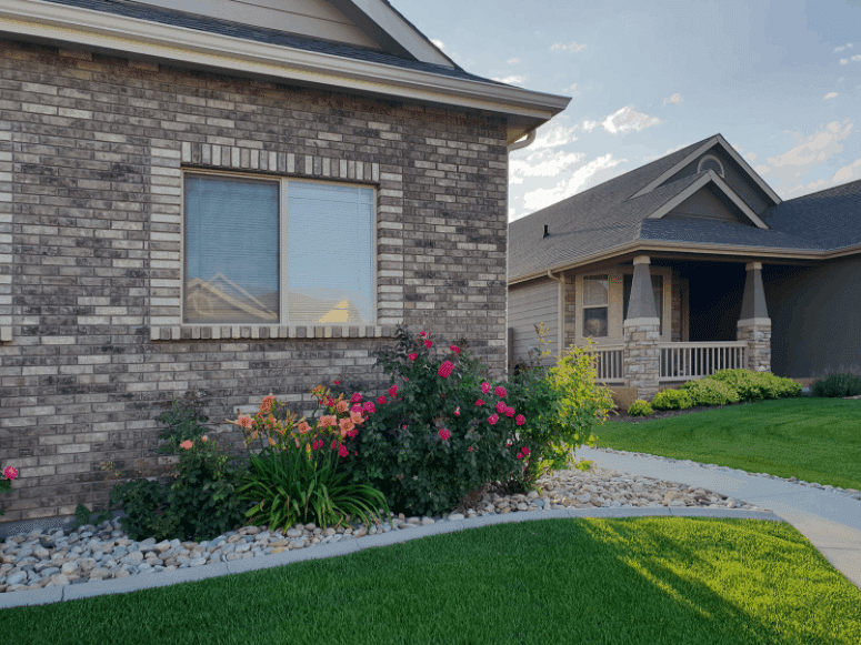 gray landscaping rock