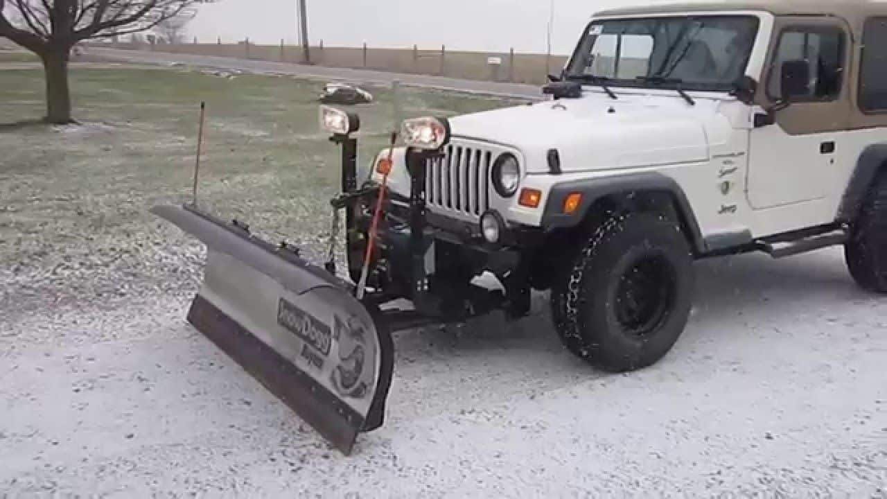 Actualizar 50+ imagen is a jeep wrangler good for snow plowing