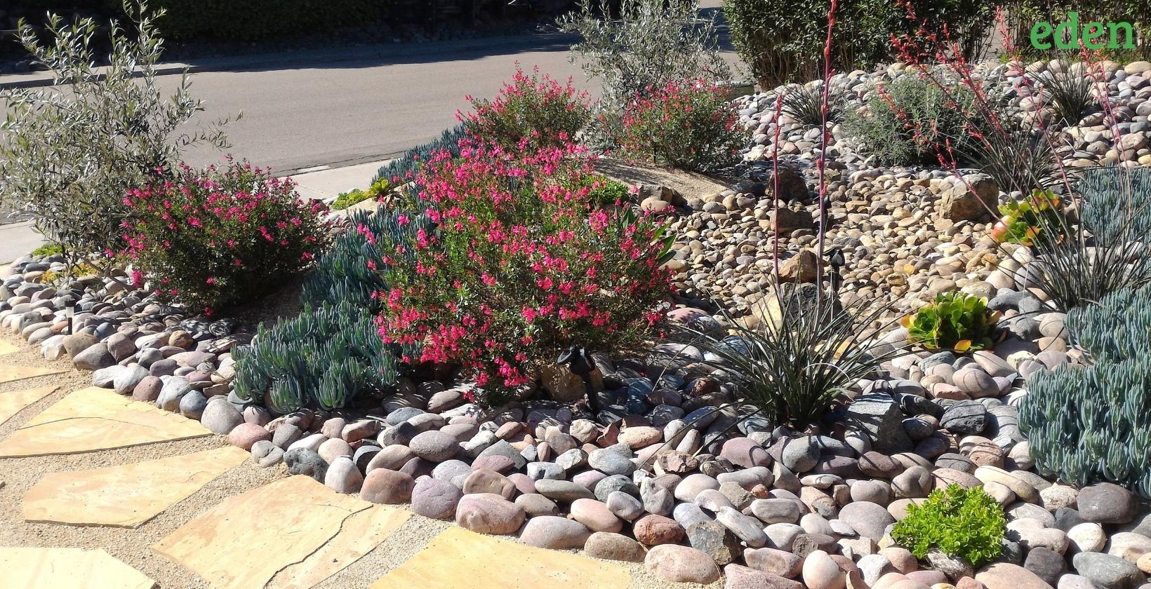 landscaping ideas with river rocks