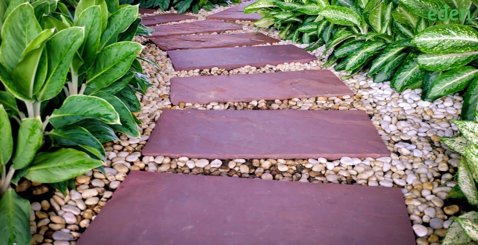 landscaping ideas with river rocks